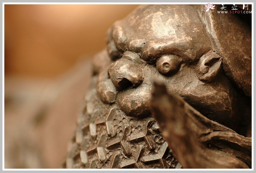 紫砂壶图片：风格之关公 - 宜兴紫砂壶网