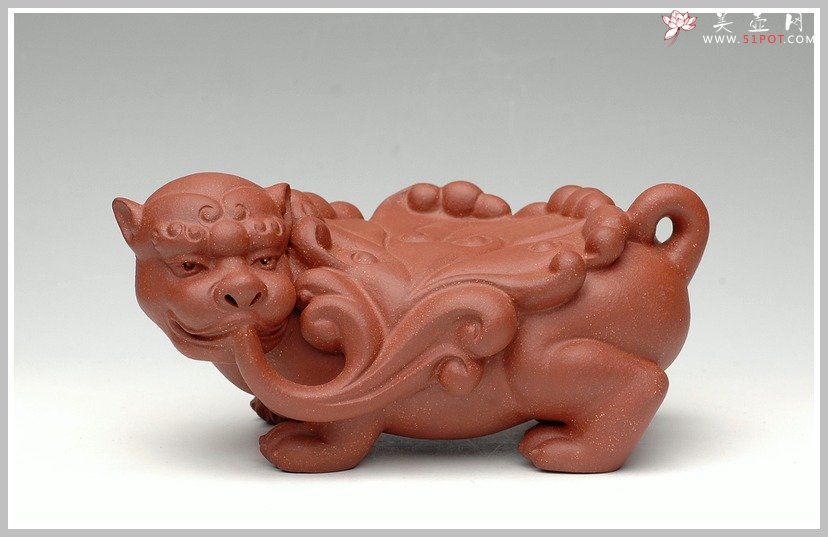 紫砂壶图片：一团和气 狻猊壶托 - 宜兴紫砂壶网