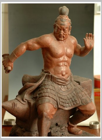 紫砂壶图片：风格之削铁如泥 - 宜兴紫砂壶网