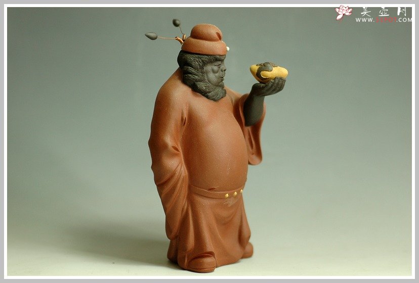 紫砂壶图片：钟馗引福 - 宜兴紫砂壶网