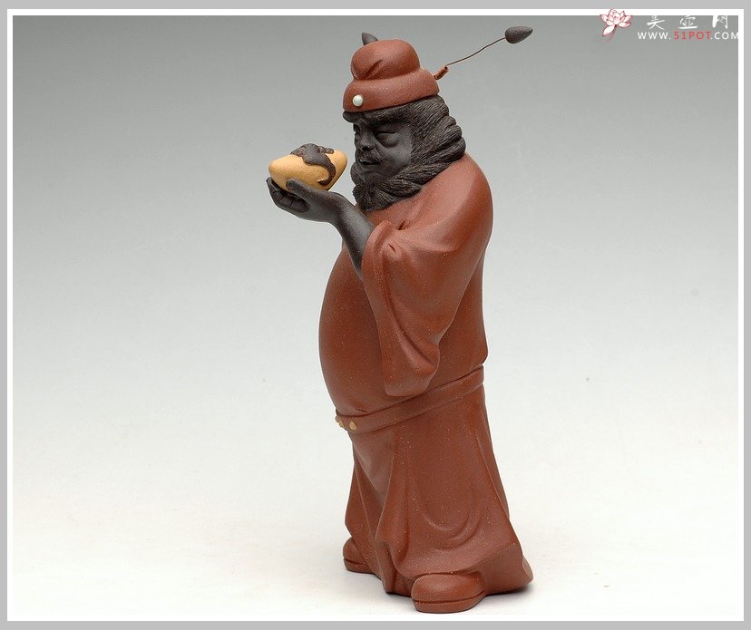 紫砂壶图片：钟馗引福 - 宜兴紫砂壶网