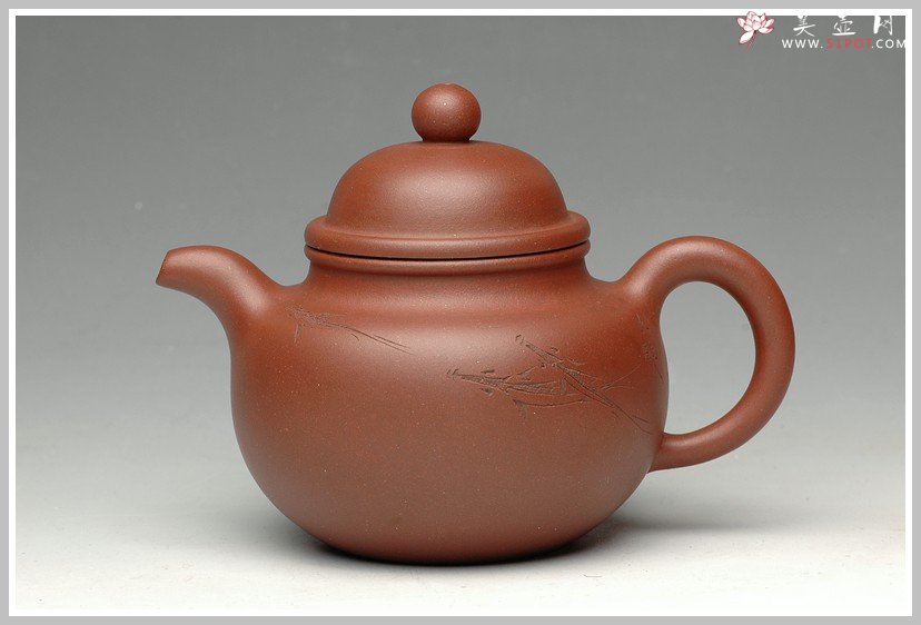 紫砂壶图片：鱼乐之掇球 - 宜兴紫砂壶网