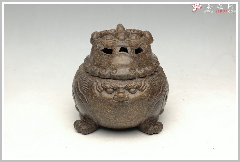 紫砂壶图片：雄狮香炉 - 宜兴紫砂壶网