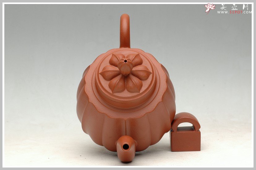 紫砂壶图片：朱泥菱花 - 宜兴紫砂壶网