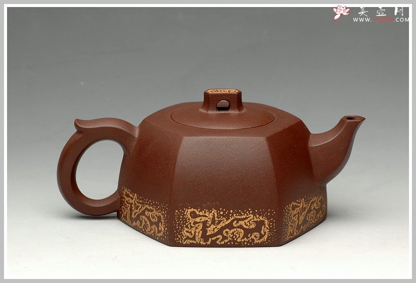 紫砂壶图片：老紫泥 龙禧六方 - 宜兴紫砂壶网