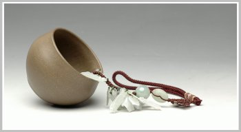 紫砂壶图片：全手刹凹成型 一厂老青段 只一个 - 宜兴紫砂壶网