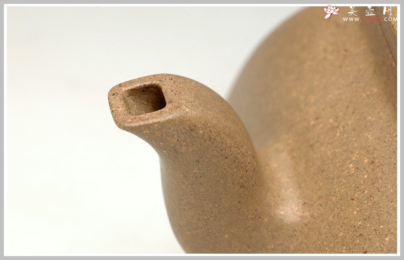 紫砂壶图片：老段 全手精工孤菱 - 宜兴紫砂壶网