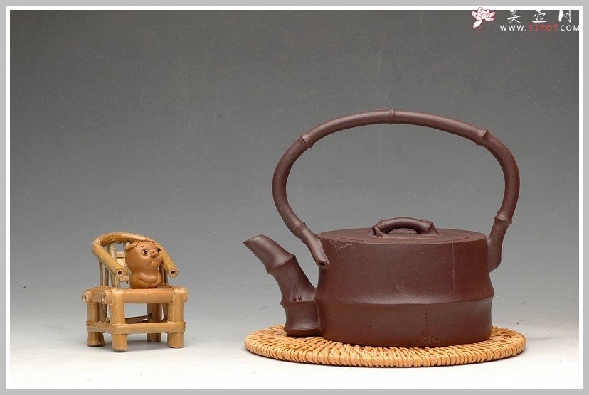 紫砂壶图片：单志萍老师新品 全手竹韵提梁 - 宜兴紫砂壶网