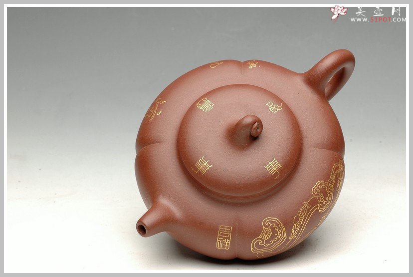 紫砂壶图片：纯金装饰 事事如意 - 宜兴紫砂壶网