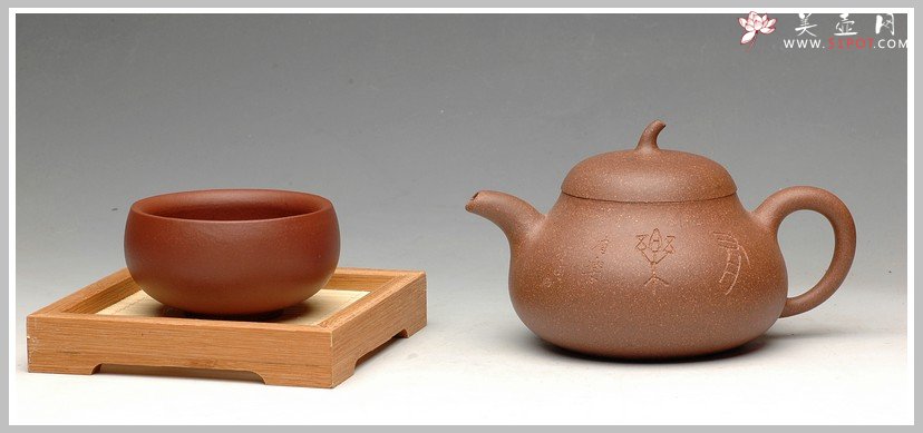 紫砂壶图片：经典之作 风雅俊秀 全手茄段 - 宜兴紫砂壶网