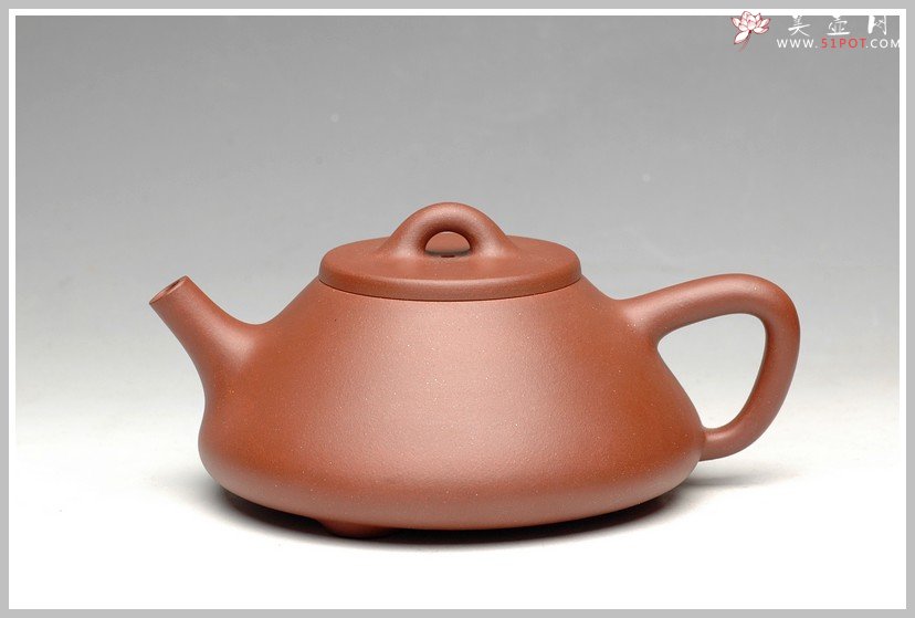 紫砂壶图片：传统耐品之全手石瓢 - 宜兴紫砂壶网