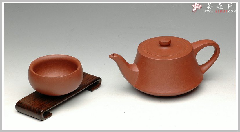 紫砂壶图片：线条之优美 础韵 - 宜兴紫砂壶网