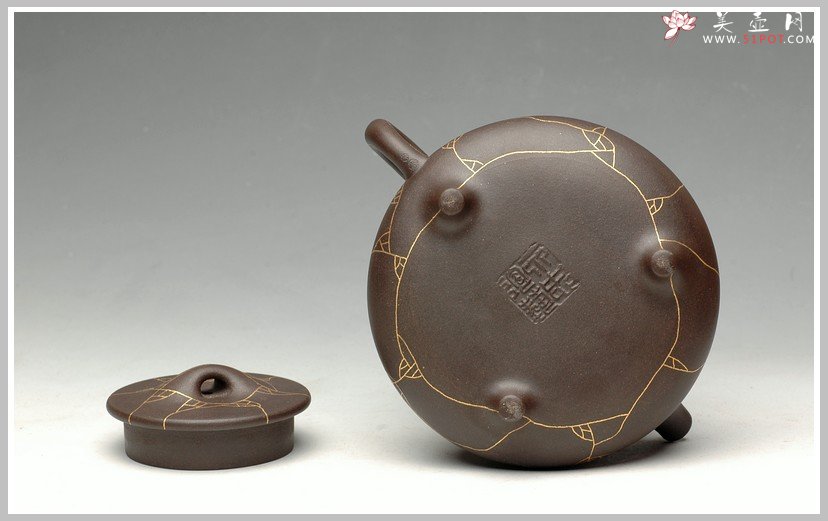 紫砂壶图片：镶纯金 另类奢华 金纹石瓢 - 宜兴紫砂壶网