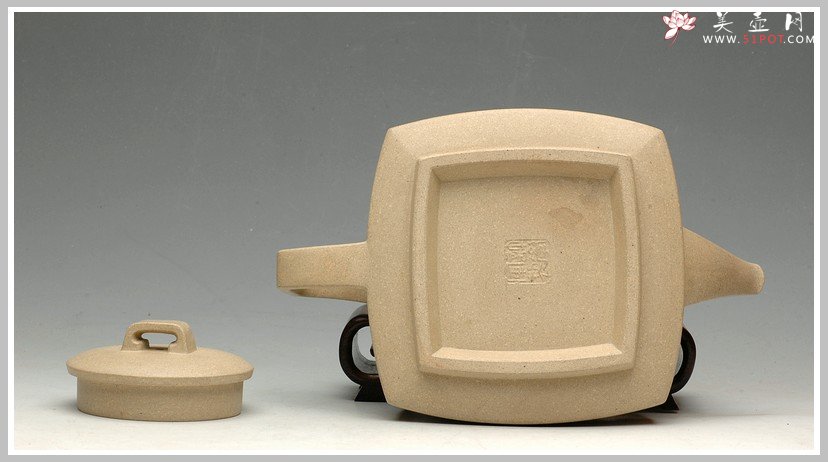 紫砂壶图片：优质本绿 全手精品砂四方 - 宜兴紫砂壶网