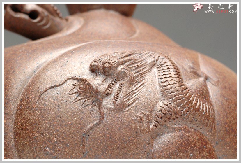 紫砂壶图片：窑变之美 鱼化龙 - 宜兴紫砂壶网