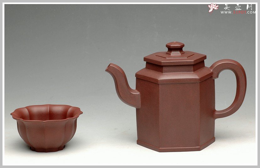 紫砂壶图片：实力之作 全手精品 石耕六方 - 宜兴紫砂壶网