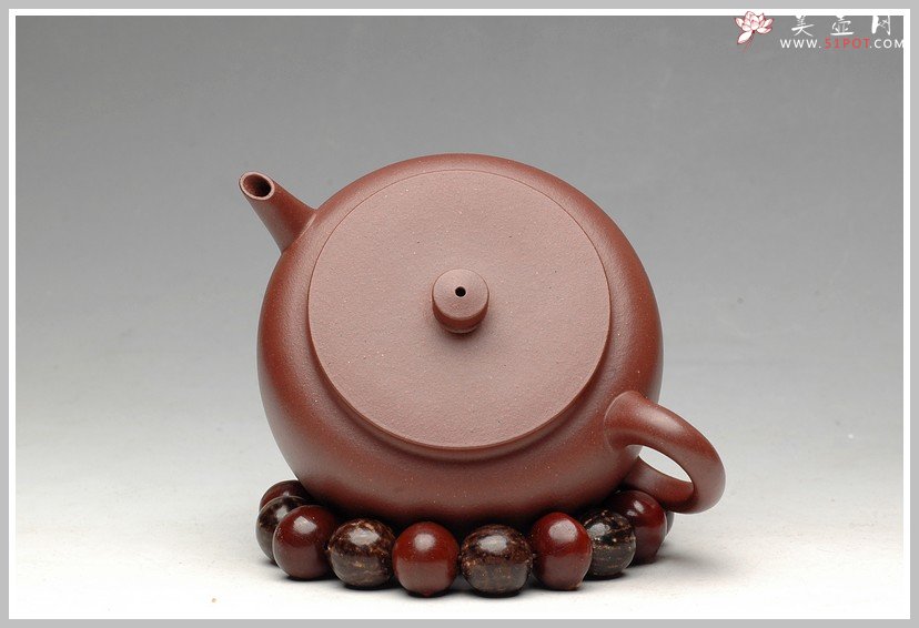 紫砂壶图片：王强爱徒 实力之作 俊秀稳重 平盖莲子 - 宜兴紫砂壶网