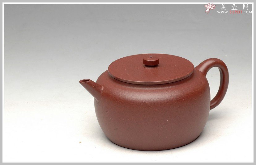 紫砂壶图片：王强爱徒 实力之作 俊秀稳重 平盖莲子 - 宜兴紫砂壶网