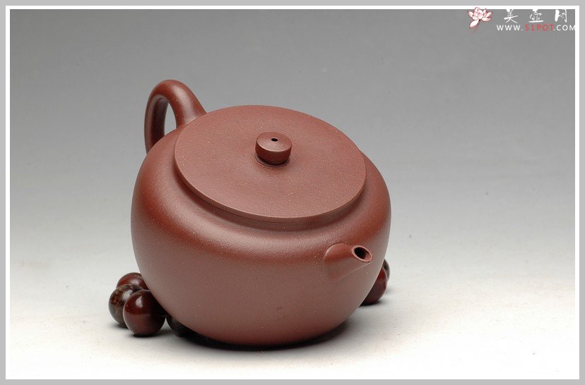 紫砂壶图片：王强爱徒 实力之作 俊秀稳重 平盖莲子 - 宜兴紫砂壶网