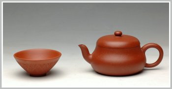 紫砂壶图片：砂质迷人 实用佳品  全手矮君德 - 宜兴紫砂壶网