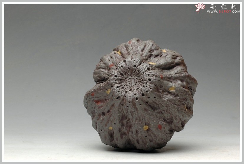 紫砂壶图片：古俊高雅  莲蓬香炉 小水洗 稀少青灰泥 - 宜兴紫砂壶网