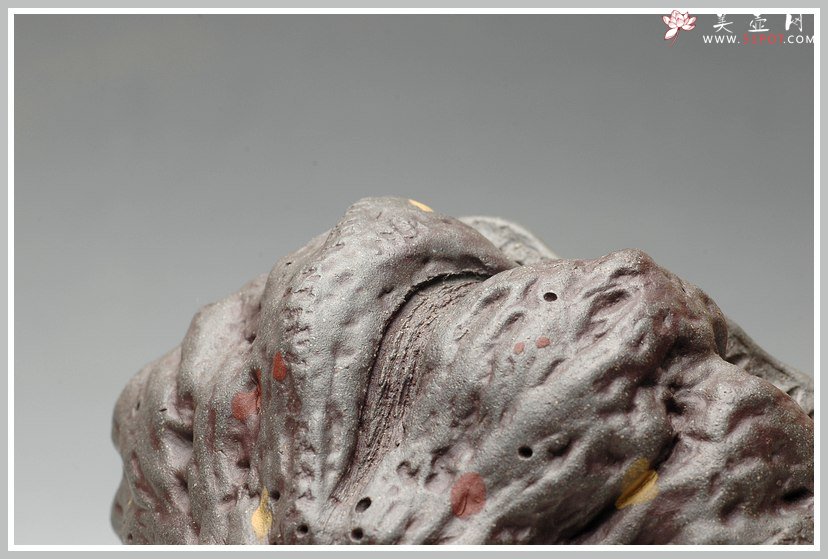 紫砂壶图片：古俊高雅  莲蓬香炉 小水洗 稀少青灰泥 - 宜兴紫砂壶网