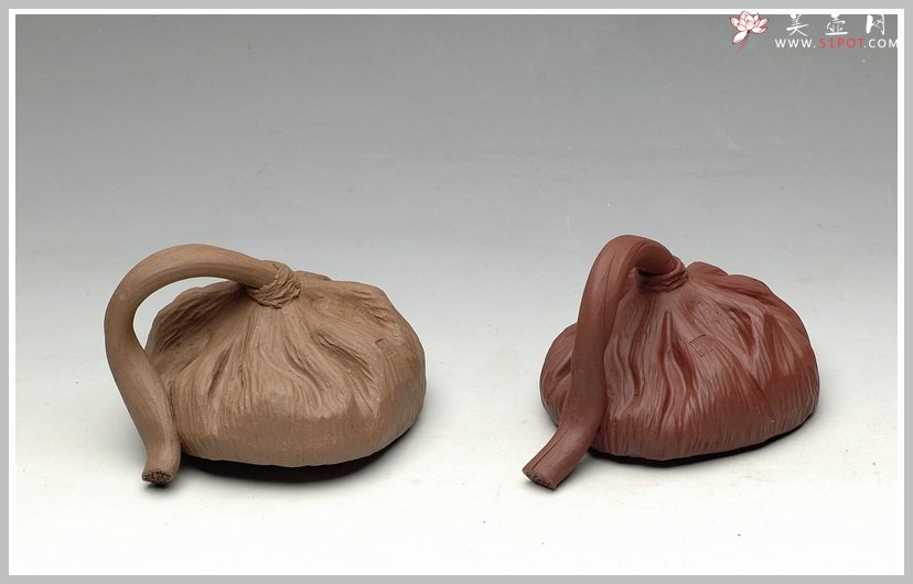 紫砂壶图片：手工制作的莲蓬茶宠 - 宜兴紫砂壶网