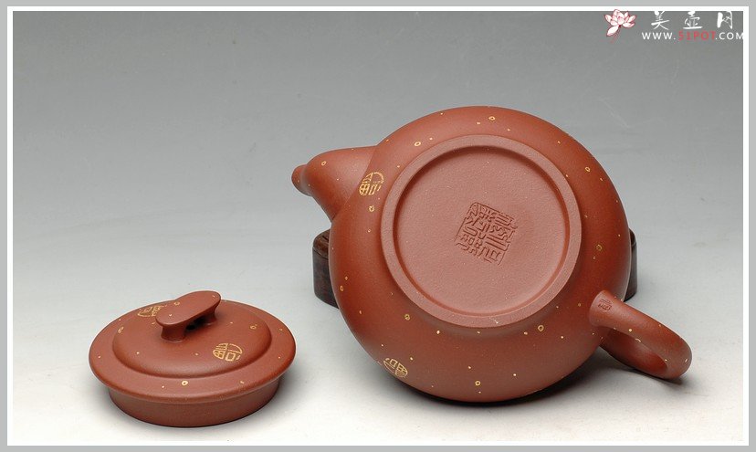 紫砂壶图片：24k真金  福寿双全之上新桥  送礼佳品 - 宜兴紫砂壶网