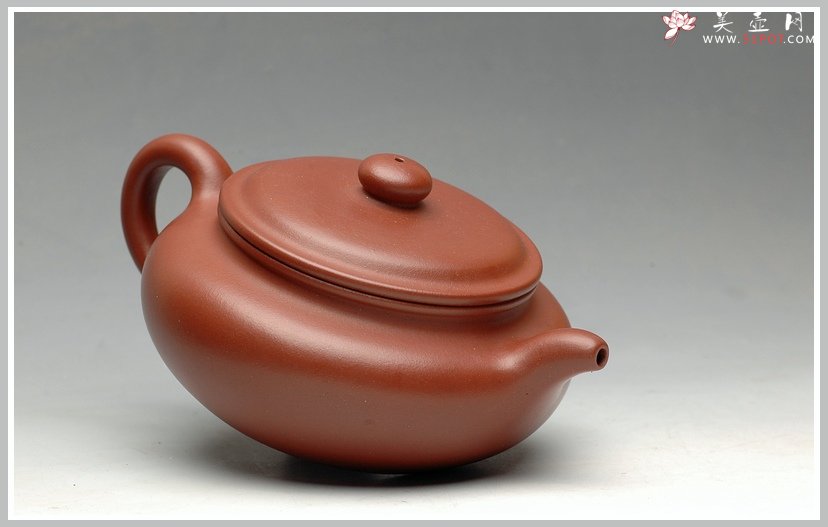 紫砂壶图片：温润如玉 追慕大亨 全手扁腹 - 宜兴紫砂壶网