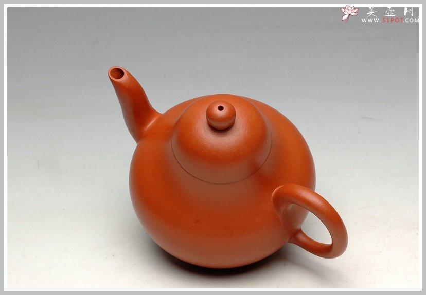 紫砂壶图片：俊秀高雅 摹古取趣  全手思亭 - 宜兴紫砂壶网