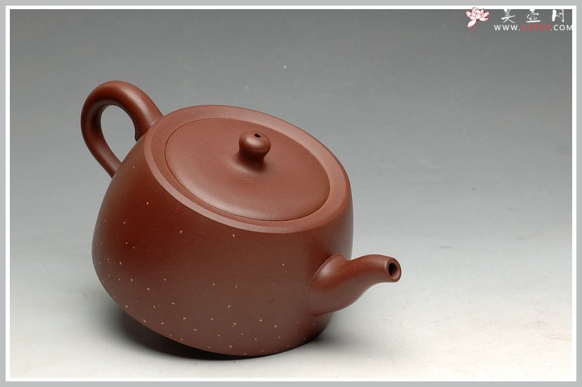 紫砂壶图片：曼妙拙趣  铺砂柱础 - 宜兴紫砂壶网