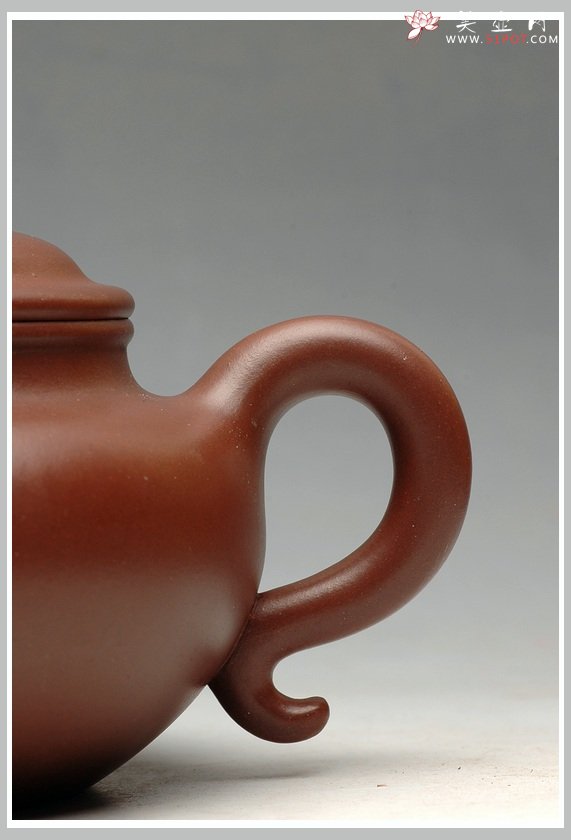 紫砂壶图片：江友明经典作品 友明三式之大亨仿古 欣赏 - 宜兴紫砂壶网