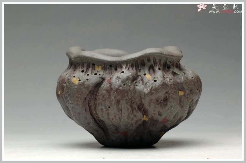 紫砂壶图片：古俊高雅  莲蓬香炉 小水洗 稀少青灰泥 - 宜兴紫砂壶网