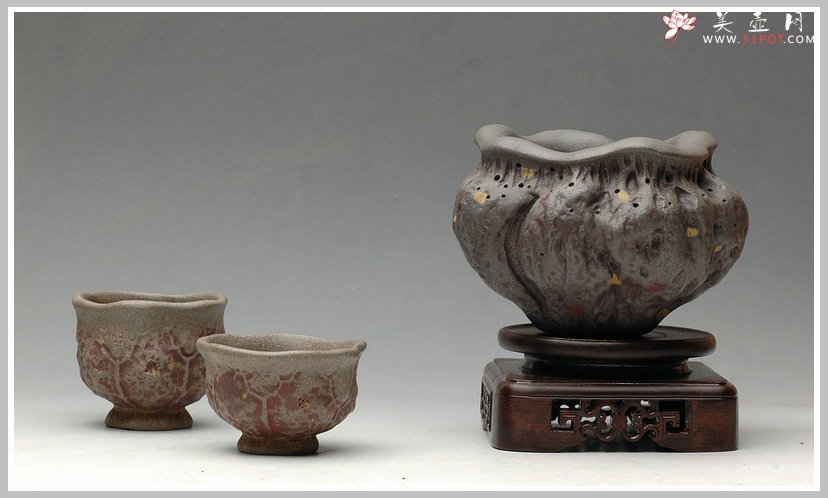 紫砂壶图片：古俊高雅  莲蓬香炉 小水洗 稀少青灰泥 - 宜兴紫砂壶网