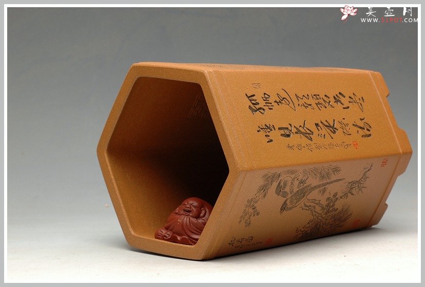 紫砂壶图片：全手工六方笔筒  李彦雄老师精心装饰 大图多细品 - 宜兴紫砂壶网