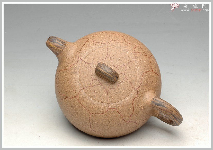 紫砂壶图片：冰纹半月 - 宜兴紫砂壶网