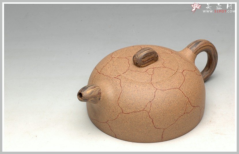 紫砂壶图片：冰纹半月 - 宜兴紫砂壶网