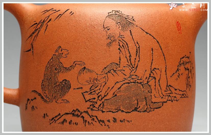 紫砂壶图片：饱满厚重 高古聚德 优质烁金降坡泥 全手代表作高士壶 张听刚老师装饰 - 宜兴紫砂壶网