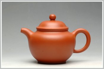 紫砂壶图片：冬日必备朱泥小壶 全手利器 全手小掇只 - 宜兴紫砂壶网