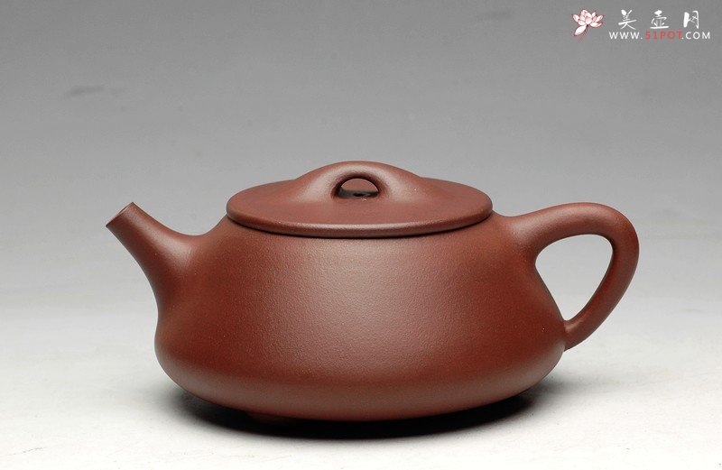 紫砂壶图片：器形周正 饱满精神  全手中石瓢 - 宜兴紫砂壶网