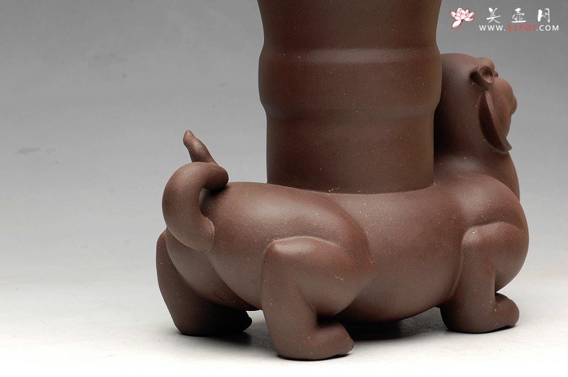 紫砂壶图片：龙生九子 之貔貅樽  单 辟邪花瓶 笔筒 - 宜兴紫砂壶网