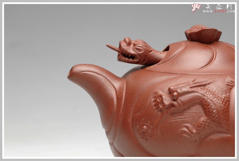 紫砂壶图片：一朝鲤鱼跃龙门   优质底料 做工细腻 精品小鱼化龙 - 宜兴紫砂壶网