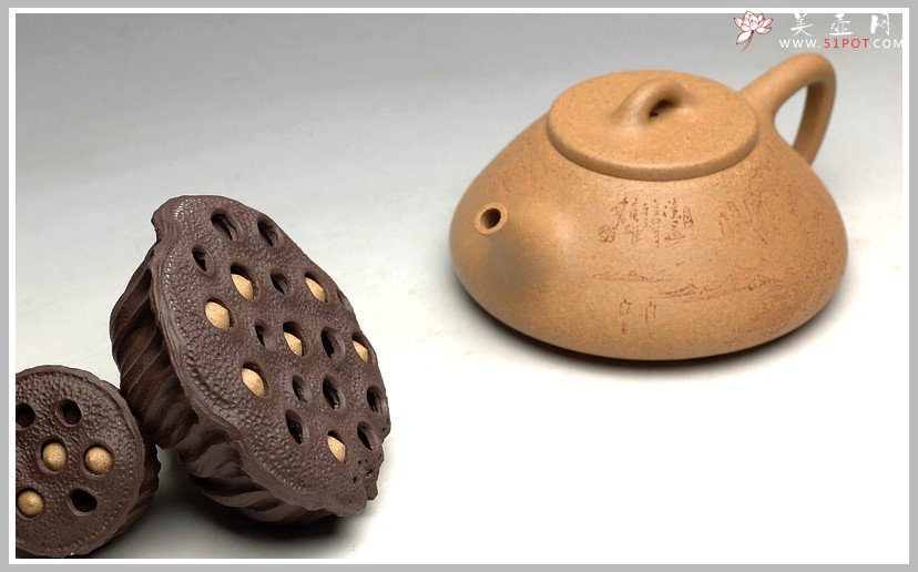 紫砂壶图片：李彦雄通景山水 耐品老段之全手子冶石瓢 骨肉均挺 - 宜兴紫砂壶网