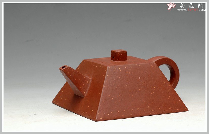 紫砂壶图片：精神 养欲迷人  全手斗方 升方 - 宜兴紫砂壶网