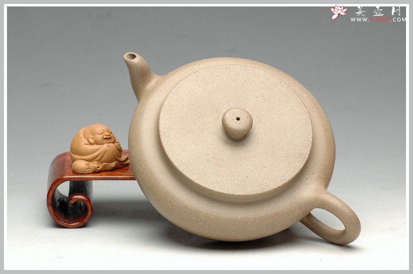 紫砂壶图片：漂亮的本山段 养如玉 适合绿茶  全手玉璧 - 宜兴紫砂壶网