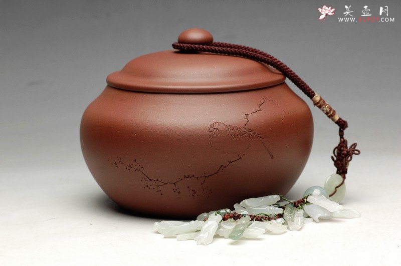紫砂壶图片：文房雅器 王翔鸟之茶仓 墨陶刻绘 - 宜兴紫砂壶网