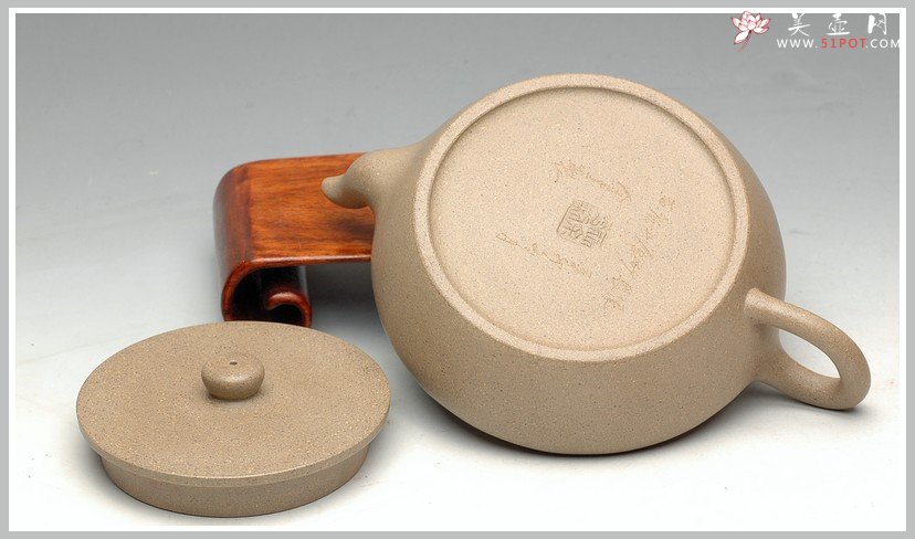 紫砂壶图片：漂亮的本山段 养如玉 适合绿茶  全手玉璧 - 宜兴紫砂壶网