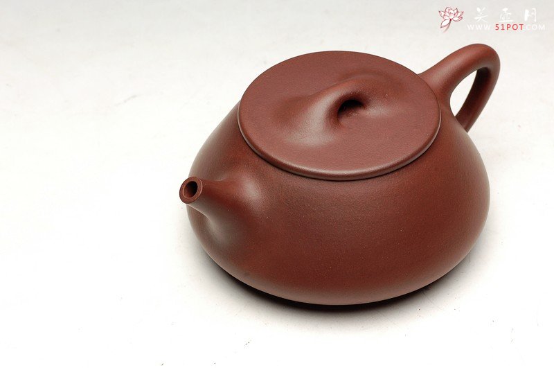 紫砂壶图片：器形周正 饱满精神  全手中石瓢 - 宜兴紫砂壶网