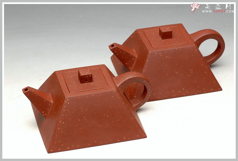 紫砂壶图片：精神 养欲迷人  全手斗方 升方 - 宜兴紫砂壶网