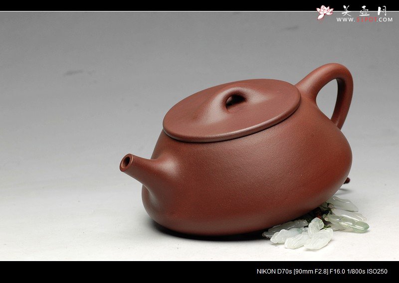 紫砂壶图片：器形周正 饱满精神  全手中石瓢 - 宜兴紫砂壶网